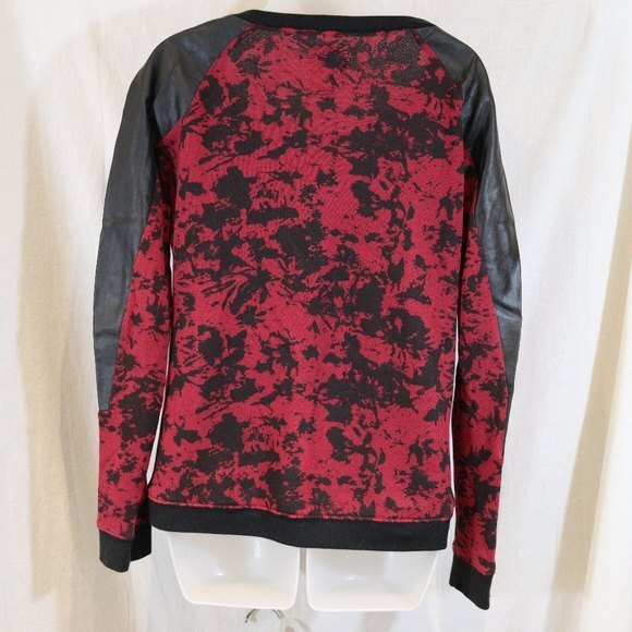 Volcom Red & Black Vegan Leather Sleeve Accent Long Sleeve Top Small - Picture 5 of 10